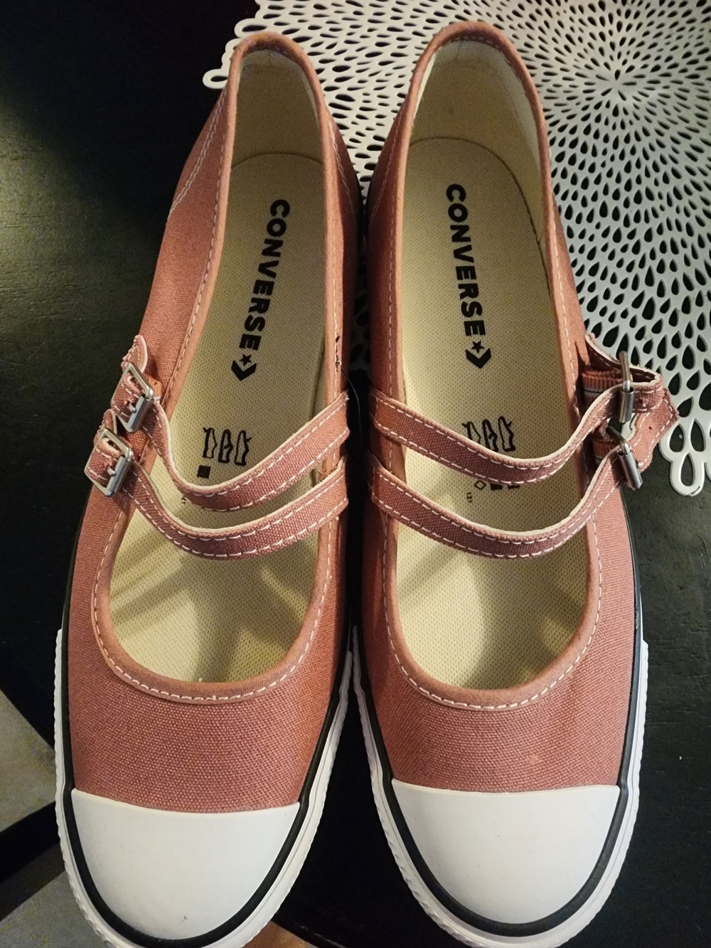New Never Worn Converse Mary Jane Canvas Sneakers in Dusty Rose